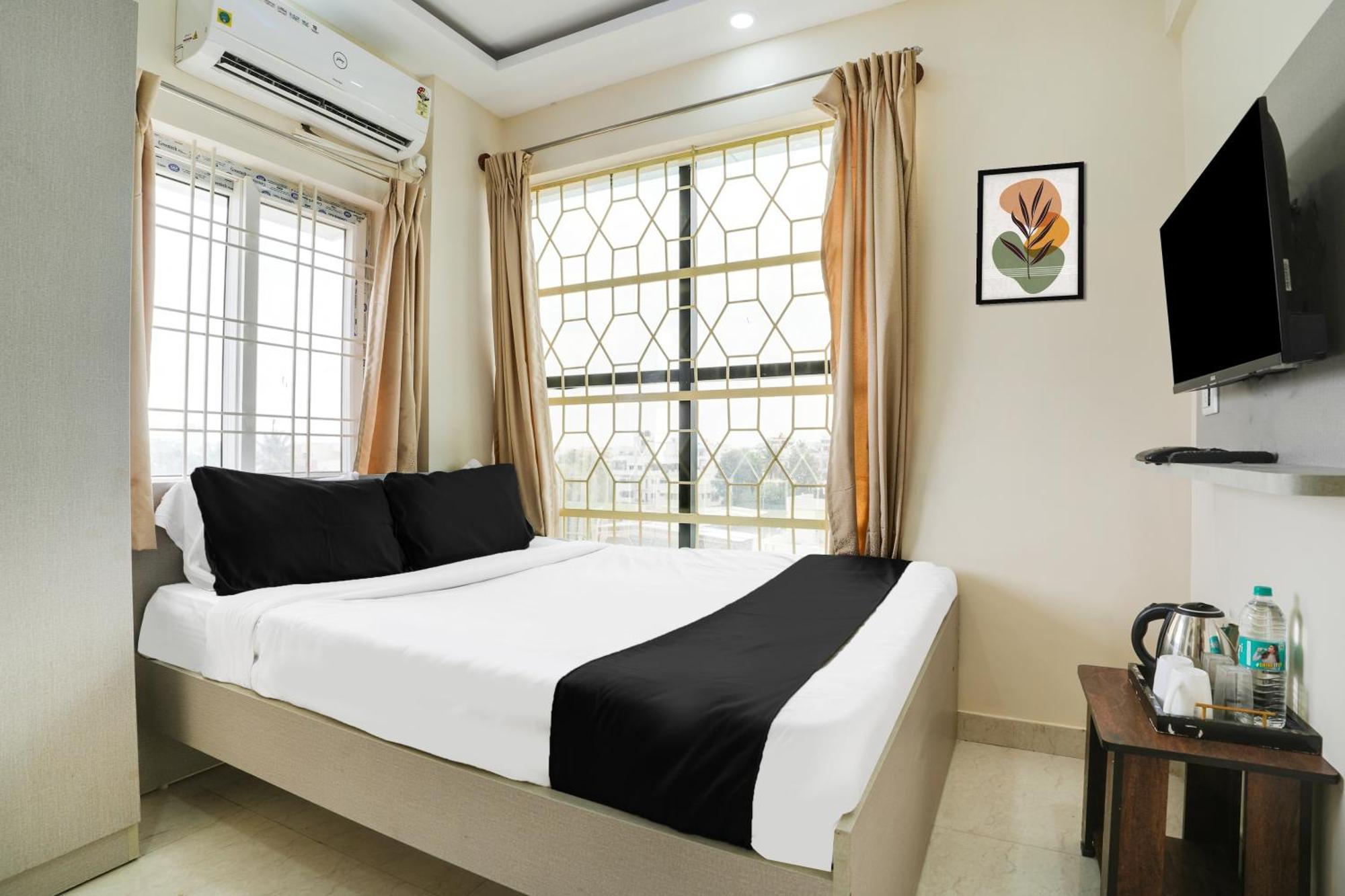Super Hotel O Bangalore Near Reva Circle Formerly Cka Boarding Yelahanka Ngoại thất bức ảnh