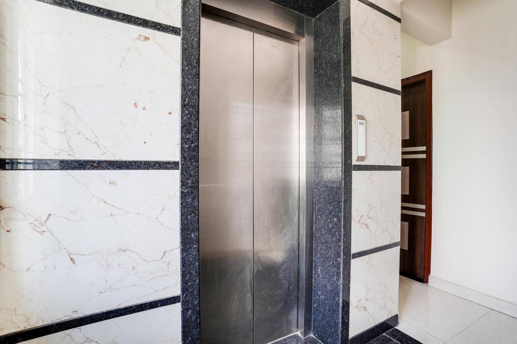Super Hotel O Bangalore Near Reva Circle Formerly Cka Boarding Yelahanka Ngoại thất bức ảnh
