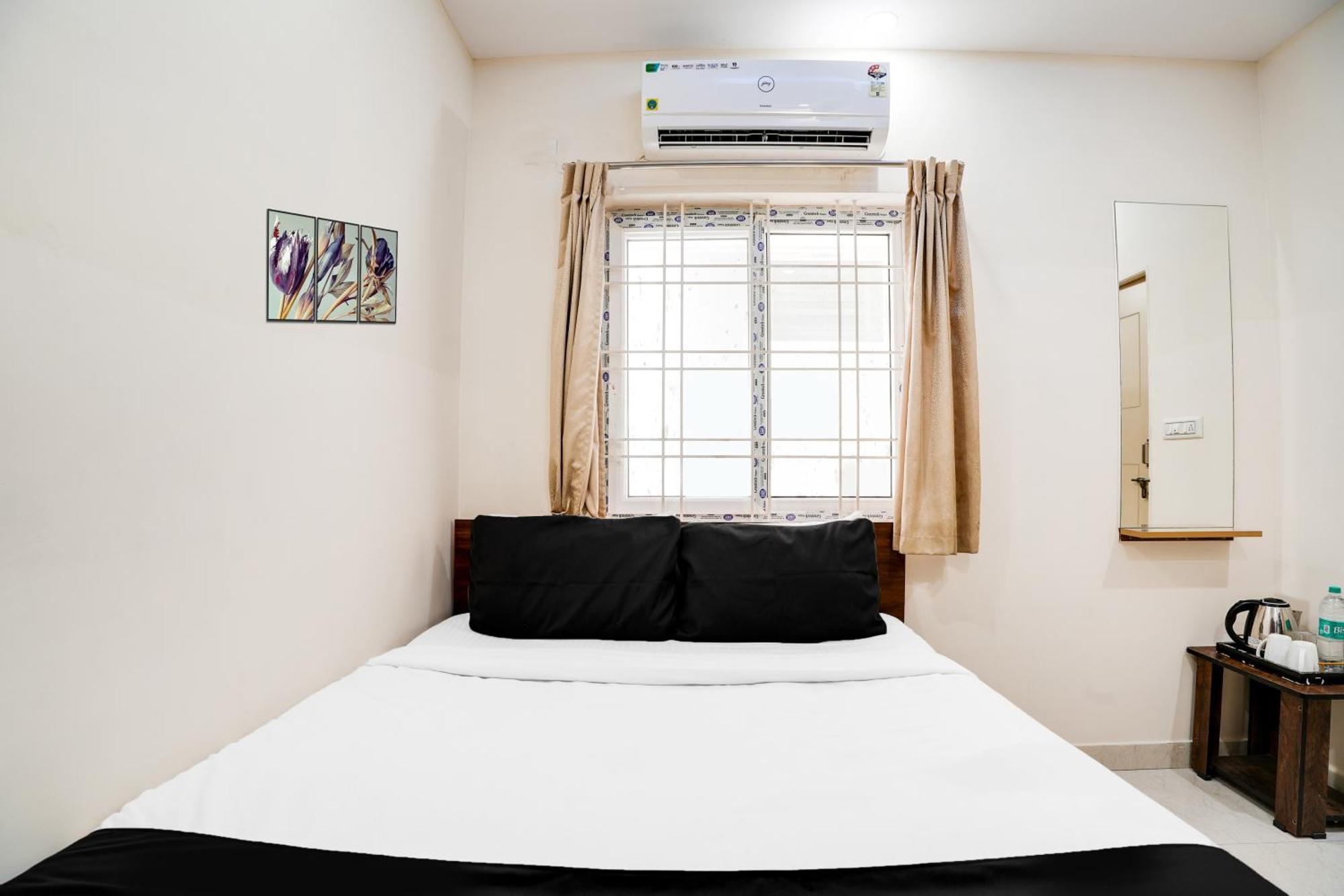 Super Hotel O Bangalore Near Reva Circle Formerly Cka Boarding Yelahanka Ngoại thất bức ảnh
