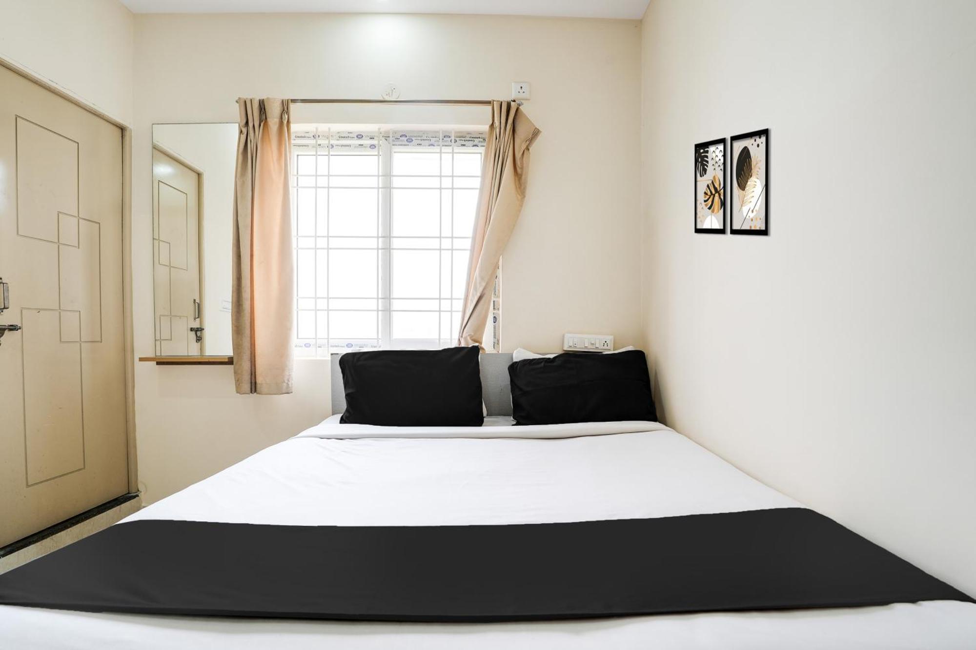 Super Hotel O Bangalore Near Reva Circle Formerly Cka Boarding Yelahanka Ngoại thất bức ảnh