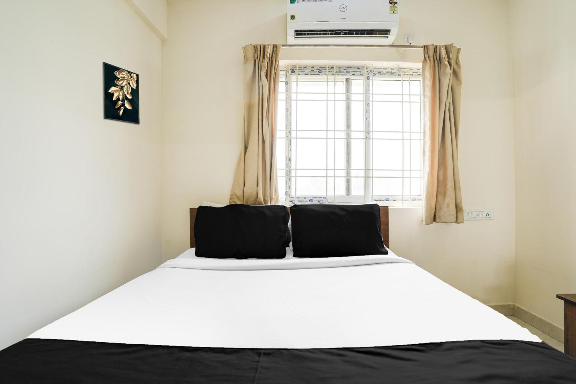 Super Hotel O Bangalore Near Reva Circle Formerly Cka Boarding Yelahanka Ngoại thất bức ảnh